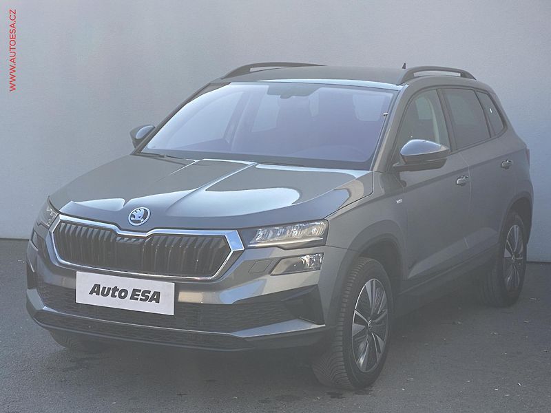 Škoda Karoq (2022) 1.5 TSi, Ambition, DSG, LED - fotka 3 z 20