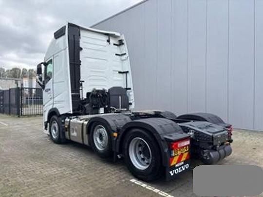 Volvo FH (2025) 500 6x2 hydraulika EURO 6 - fotka 6 z 9