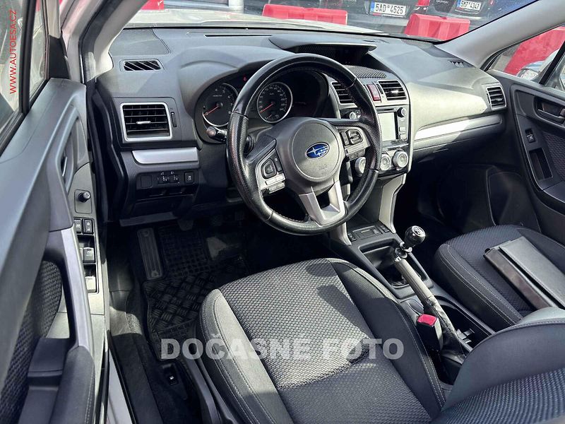 Subaru Forester (2017) 2.0i 4x4, 1.maj,ČR, AC, TZ - fotka 3 z 3