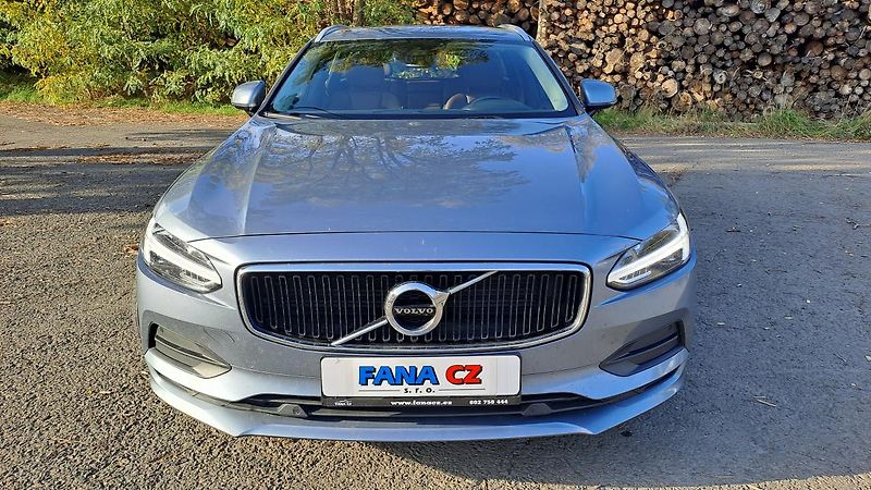 Volvo V90 2.0 D4 Momentum NAVI Automat - fotka 2 z 33