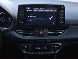 Hyundai i30 (2023) Family 1.5 DPI, Serv.kniha - náhled 12