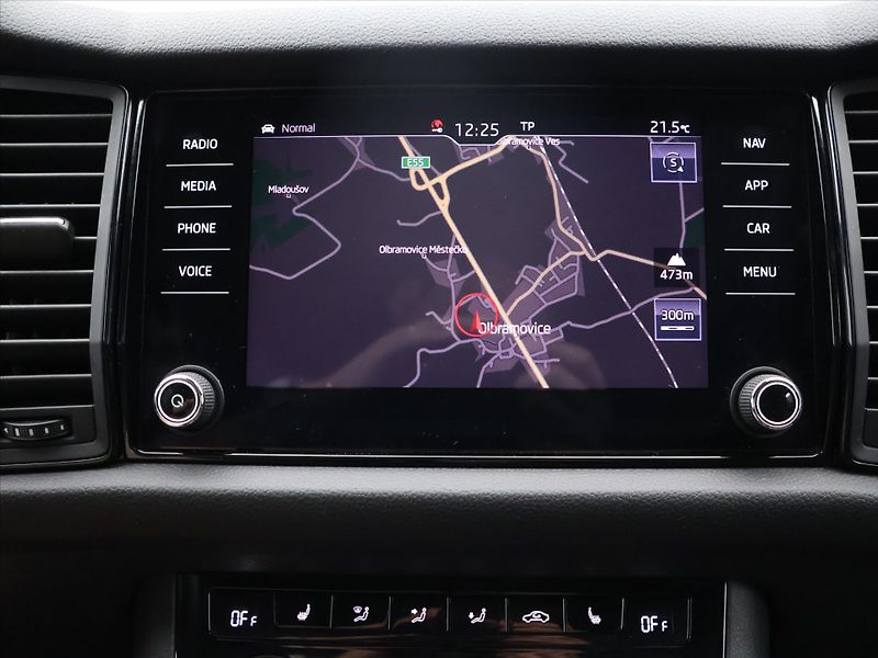 Škoda Kodiaq 2,0 TDI RS 176kW DSG 4x4 - fotka 19 z 31