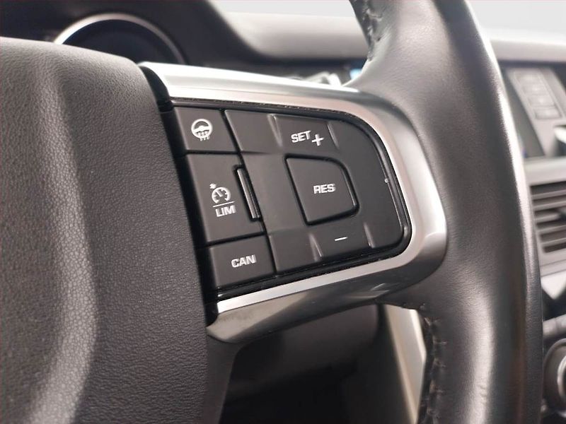 Land Rover Discovery Sport (2018) SE TD4, 4X4, Automat - fotka 18 z 25