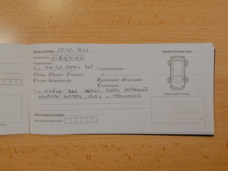 Volkswagen Golf (2010) 1.6TDI 77KW DSG – PO ROZVODECH - fotka 48 z 48