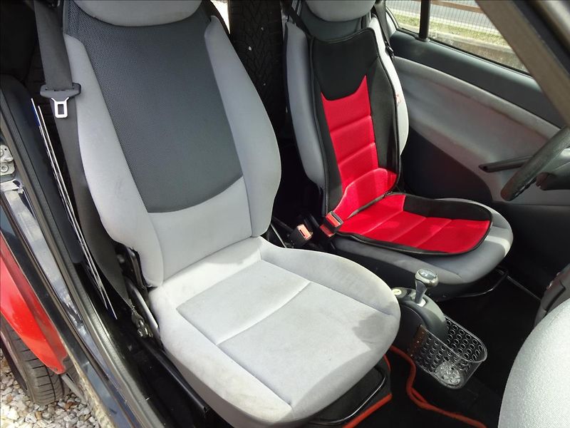 Smart Fortwo 0.7i SADA KOL - fotka 16 z 25