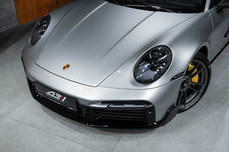 Porsche 911 Turbo S - fotka 5 z 22