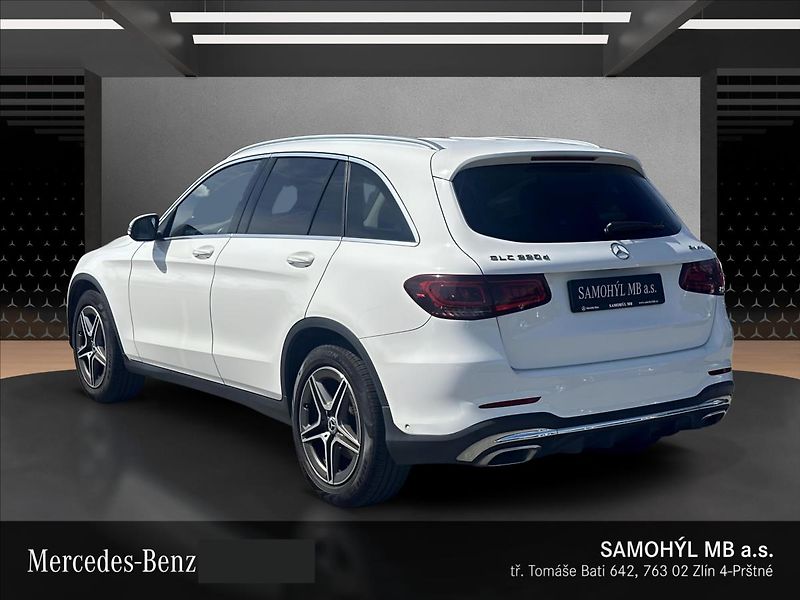 Mercedes-Benz GLC 220d 4MATIC AMG linie - fotka 3 z 13