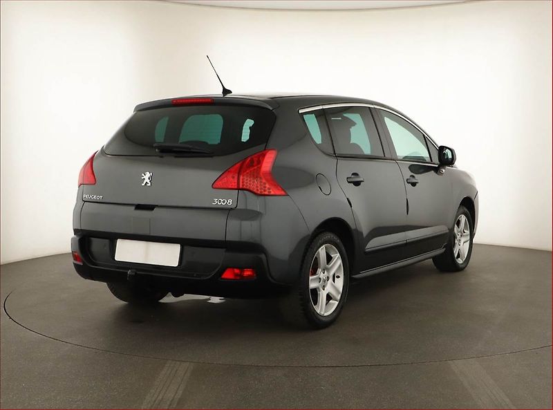 Peugeot 3008 (2012) 2.0 HDi, Navi, Tempomat - fotka 5 z 13