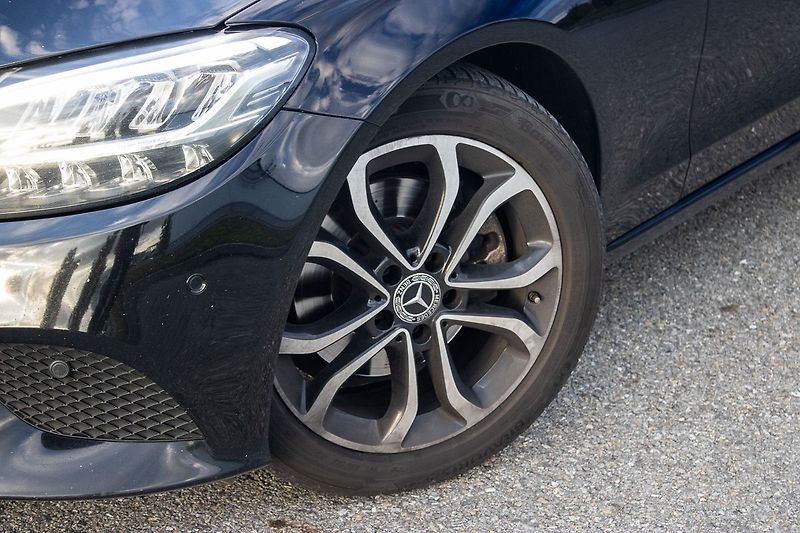 Mercedes-Benz Třídy C - fotka 10 z 27