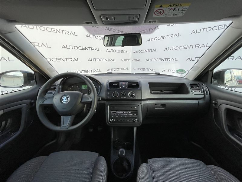 Škoda Fabia 1,2 TSI 63kw klima po servisu - fotka 16 z 21