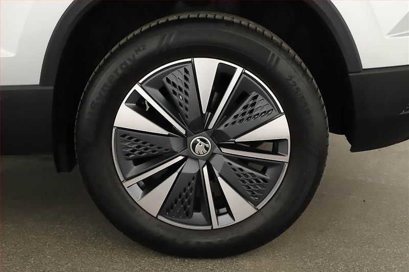 Škoda Karoq (2024) 2.0 TDI, Drive, FullLed - fotka 12 z 16