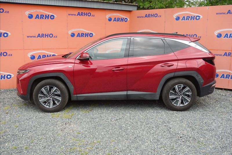 Hyundai Tucson 1,6 T-GDi 110KW, ČR, SERV.KN. - fotka 4 z 43