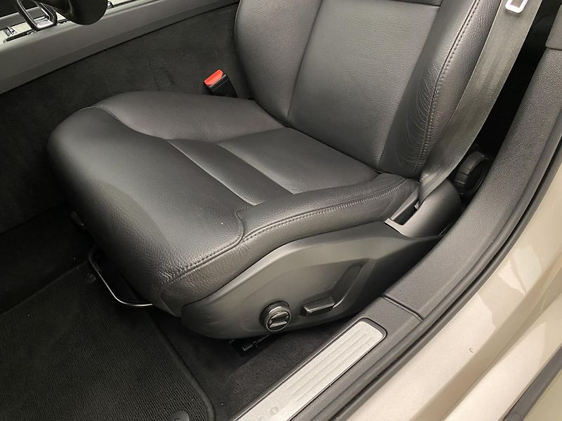 Volvo V60 B4 CORE AUT CZ - fotka 24 z 58