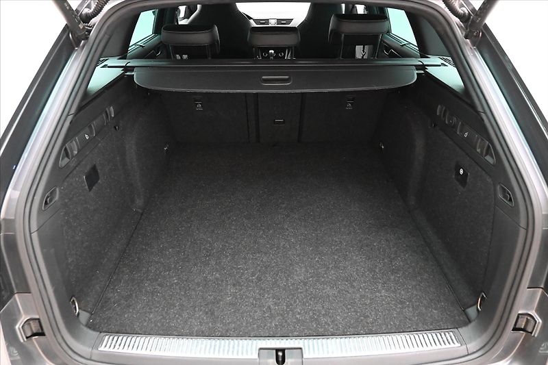 Škoda Superb 1,4 iV TSI 115kW DSG Sportline - fotka 9 z 26