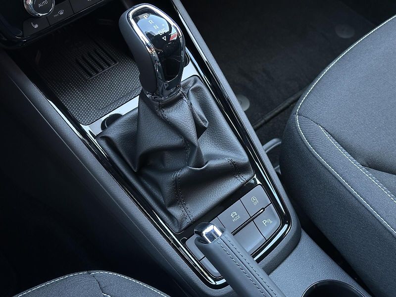 Škoda Kamiq 1.0TSi DSG Monte Carlo 116PS M - fotka 34 z 41