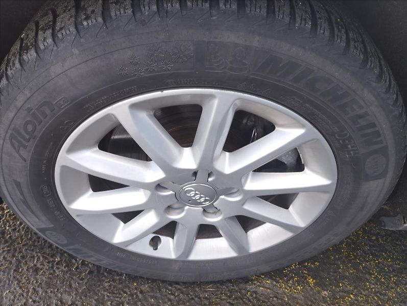 Audi A4 1,8 TSi 118KW - fotka 16 z 18