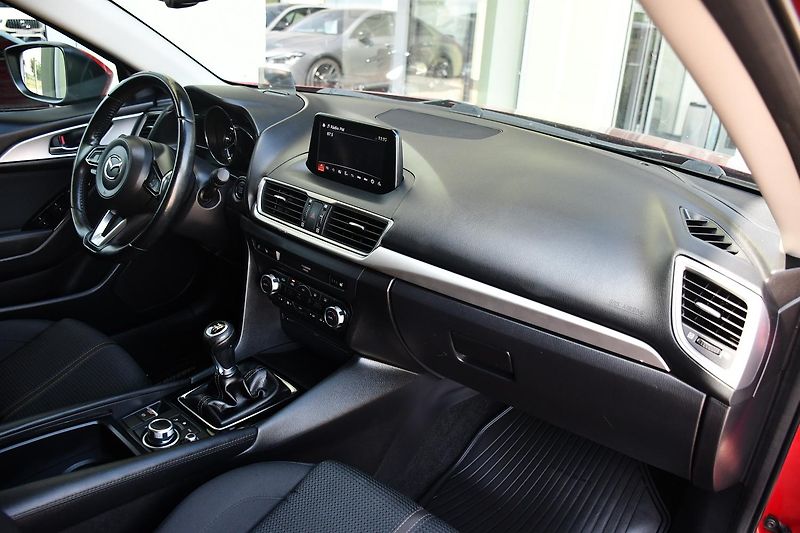 Mazda 3 2.0SKYACTIV-G HUD KAMERA 2xALU - fotka 14 z 34