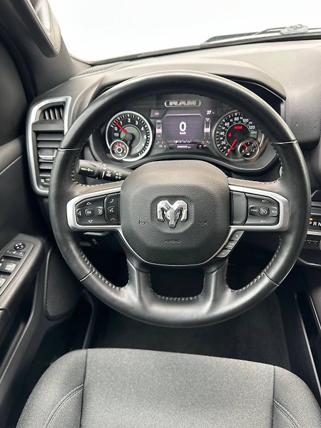 Dodge RAM (2021) 5.7 V8 HEMI LONG STAR 2021 RWD - fotka 19 z 32