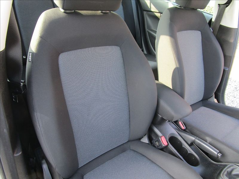 Fiat Tipo 1.4i 16V Klima - fotka 17 z 37