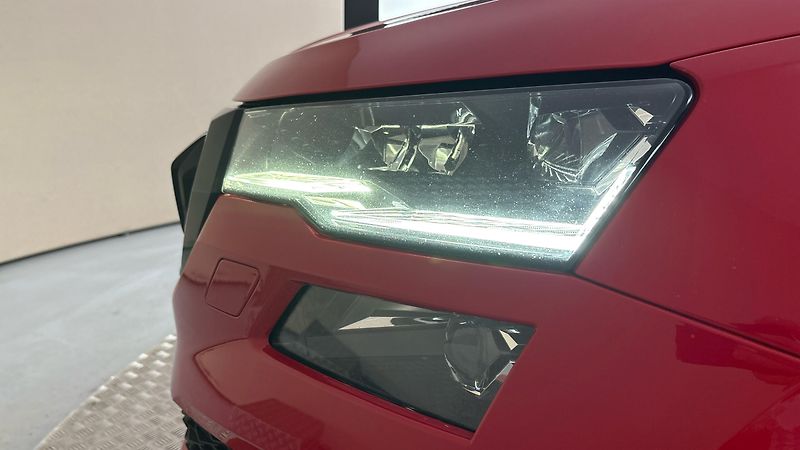 Škoda Karoq 2.0 TDI DSG 4x4 Sportline Excl - fotka 18 z 32