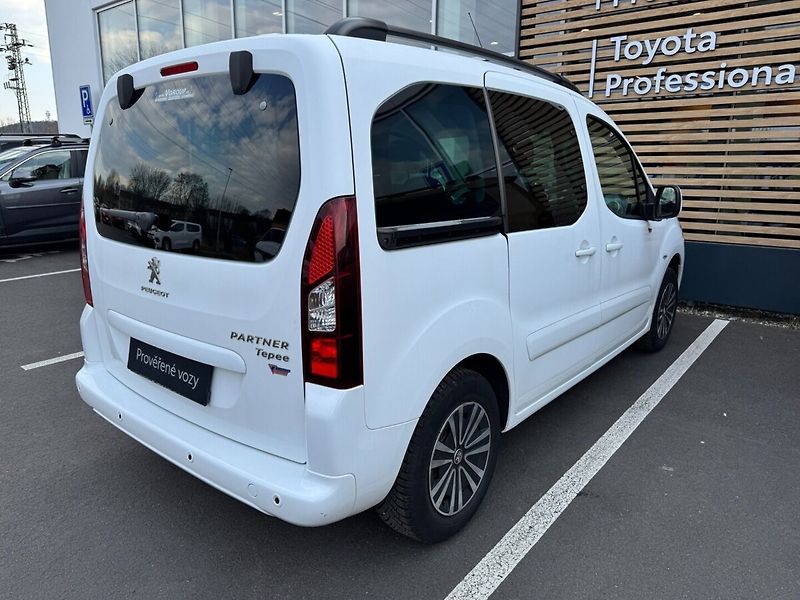 Peugeot Partner Teepee Active - fotka 2 z 16
