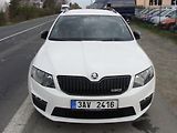 Škoda Octavia 2.0 TDi, 135 kW, RS, klima - náhled 8