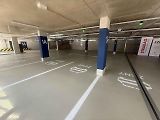 Přes šest set stání mají řidiči od úterý k dispozici v novém parkovacím domě a jeho blízkém okolí mezi brněnskými ulicemi Veveří, Bulínova a Šumavská.