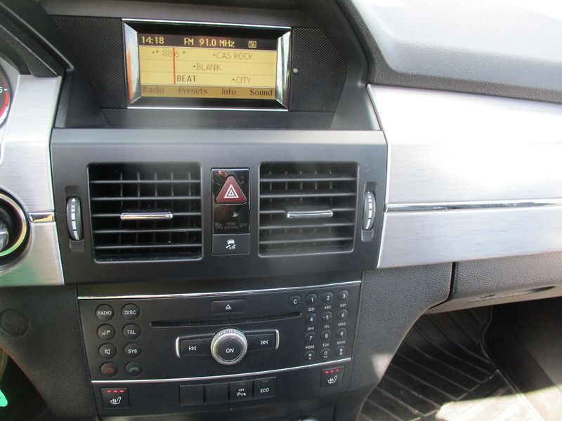 Mercedes-Benz GLK 220 CDi*4MATIC*BLUEEFF*TZ*AMG - fotka 12 z 37