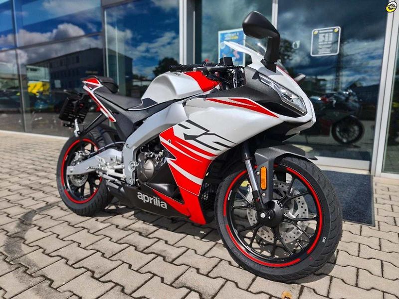 Aprilia RS 125 (2026) E5+ - fotka 24 z 37