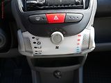 Peugeot 107 (2009) 1.0i - náhled 13