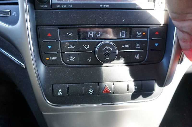 Jeep Grand Cherokee (2012) 3,0 - fotka 32 z 34