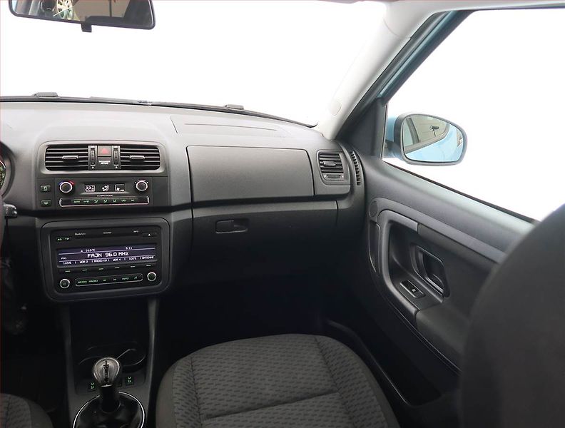 Škoda Roomster (2012) 1.2 TSI, Serv.kniha - fotka 8 z 19