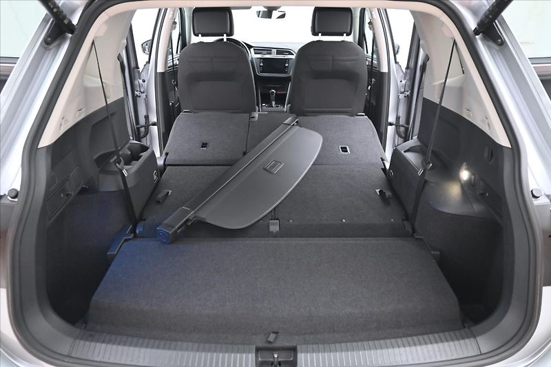 Volkswagen Tiguan Allspace 2,0 TDI 110kW DSG 7Míst Záruka - fotka 11 z 32