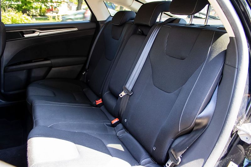 Ford Mondeo Titanium - fotka 14 z 17