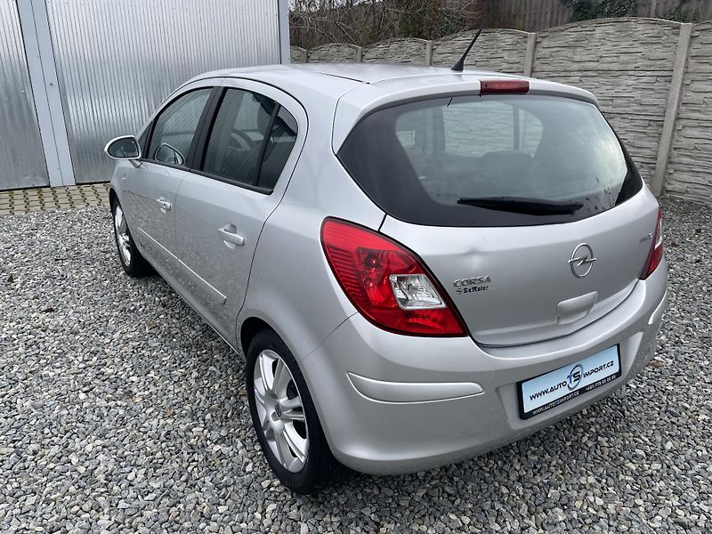 Opel Corsa 1.2i 80PS 141000KM KLIMA STK!! - fotka 42 z 169