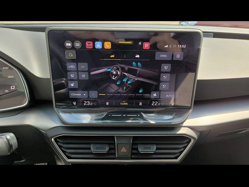Seat Leon (2026) SP Style 1.5 TSI 115k DSG (7A) - fotka 17 z 28