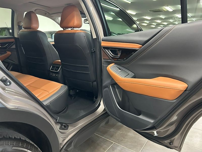 Subaru Outback (2024) 2.5 Touring 2024 | Záruka - fotka 33 z 66
