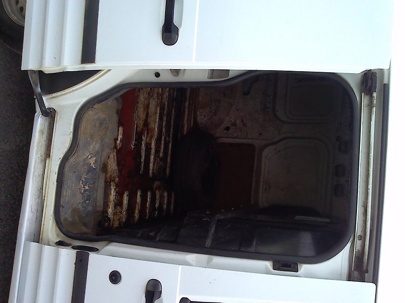 Ford Transit Connect 1.8 TDCi, 55 kW, odpočet DPH - fotka 11 z 19
