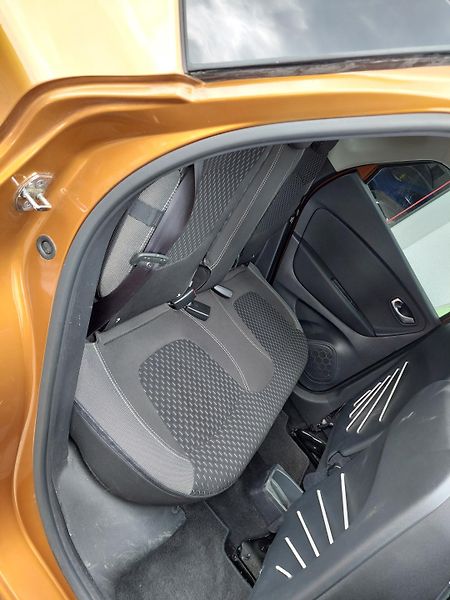 Renault Captur (2019) Collection 1.3TCe-zadáno! - fotka 24 z 41