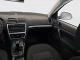 Škoda Octavia (2011) 1.9 TDI, po STK, slušný stav - náhled 8