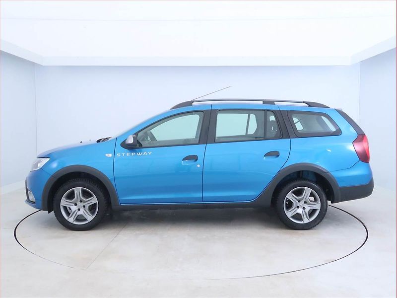 Dacia Logan (2020) Stepway 0.9 TCe, ČR,1.maj - fotka 3 z 15