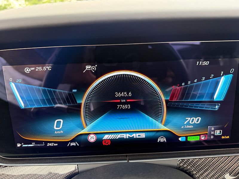 Mercedes-Benz Třídy E E 53 AMG Cabrio - fotka 18 z 44
