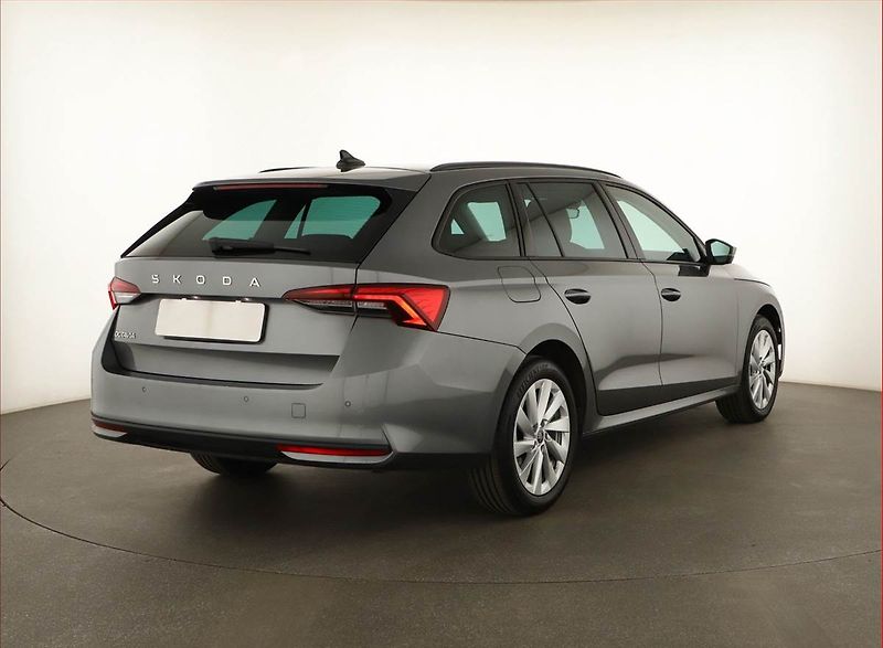 Škoda Octavia (2025) 1.5 TSI, SELECTION, DPH - fotka 5 z 13
