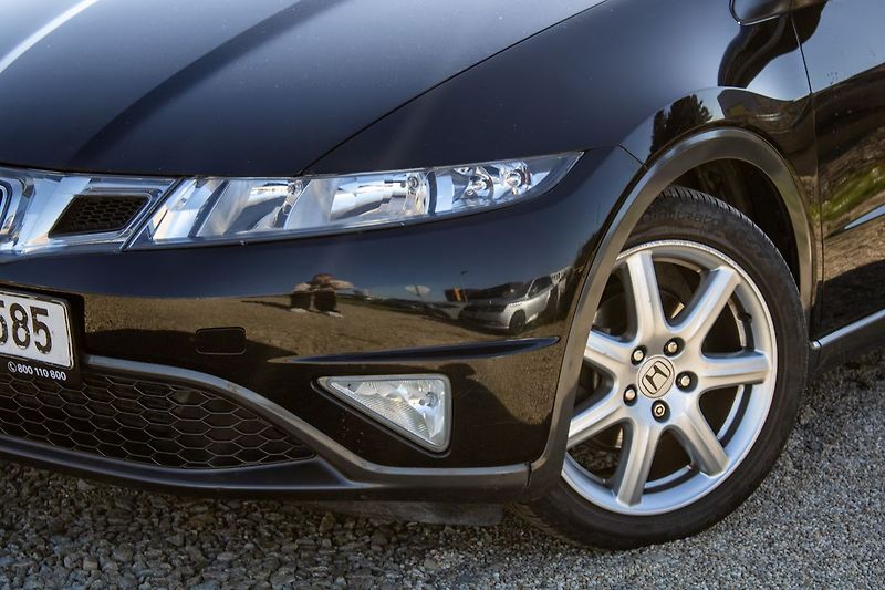 Honda Civic - fotka 8 z 34