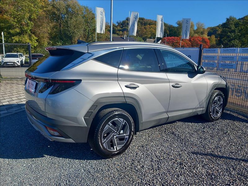 Hyundai Tucson 1,6 T-GDI MT STYLE - fotka 8 z 21