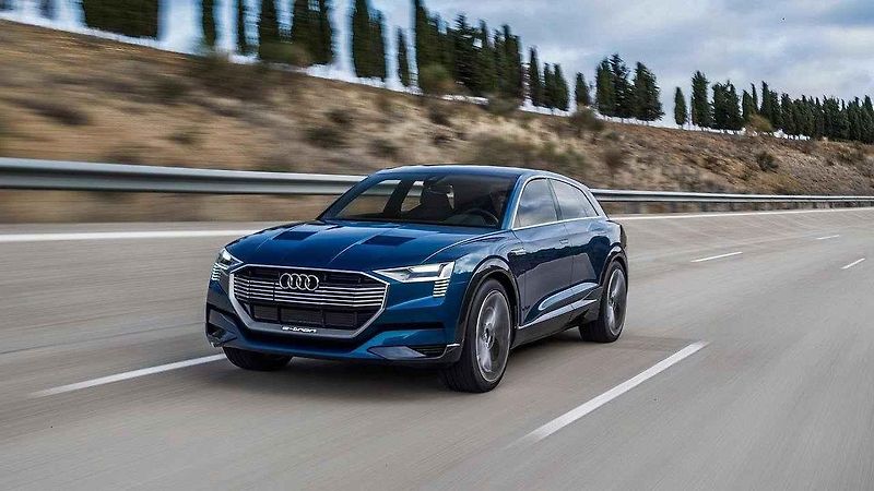 Koncept Audi e-tron Sportback.