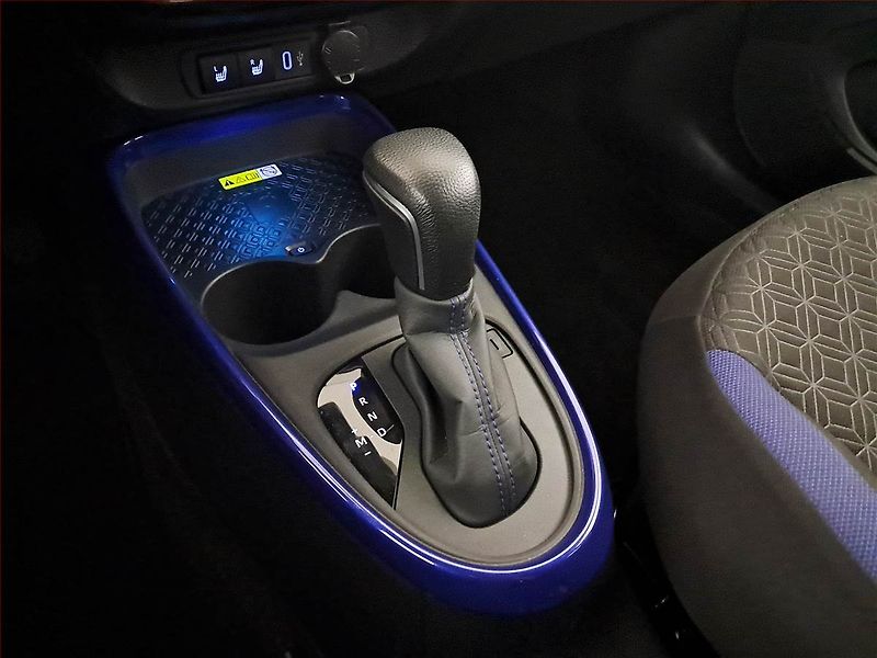 Toyota Aygo (2024) 1.0, Automat, ČR,1.maj - fotka 13 z 18