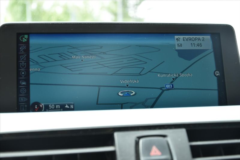 BMW Řada 4 428i xDrive 180kW M PAKET ČR - fotka 18 z 27