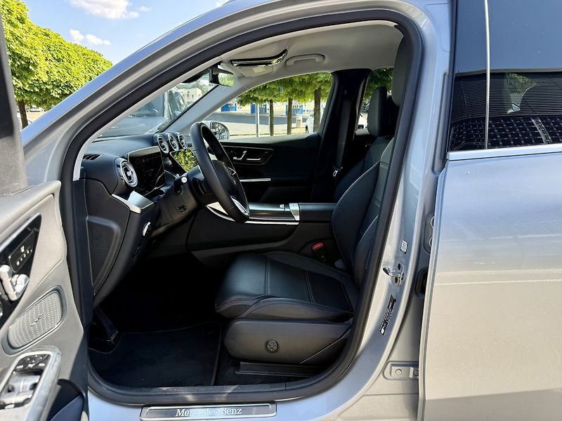 Mercedes-Benz GLC (2025) 220 d 4MATIC - fotka 24 z 47