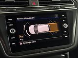 Volkswagen Tiguan Allspace 2,0 TDi  DSG 4x4 R-Line Matrix - náhled 41